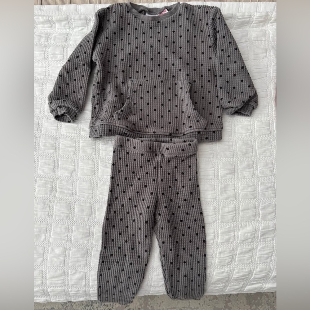 Zara kids girls PREMIUM WAFFLE-KNIT SET. Grey and Black, Size 3-4T - Picture 2 of 3